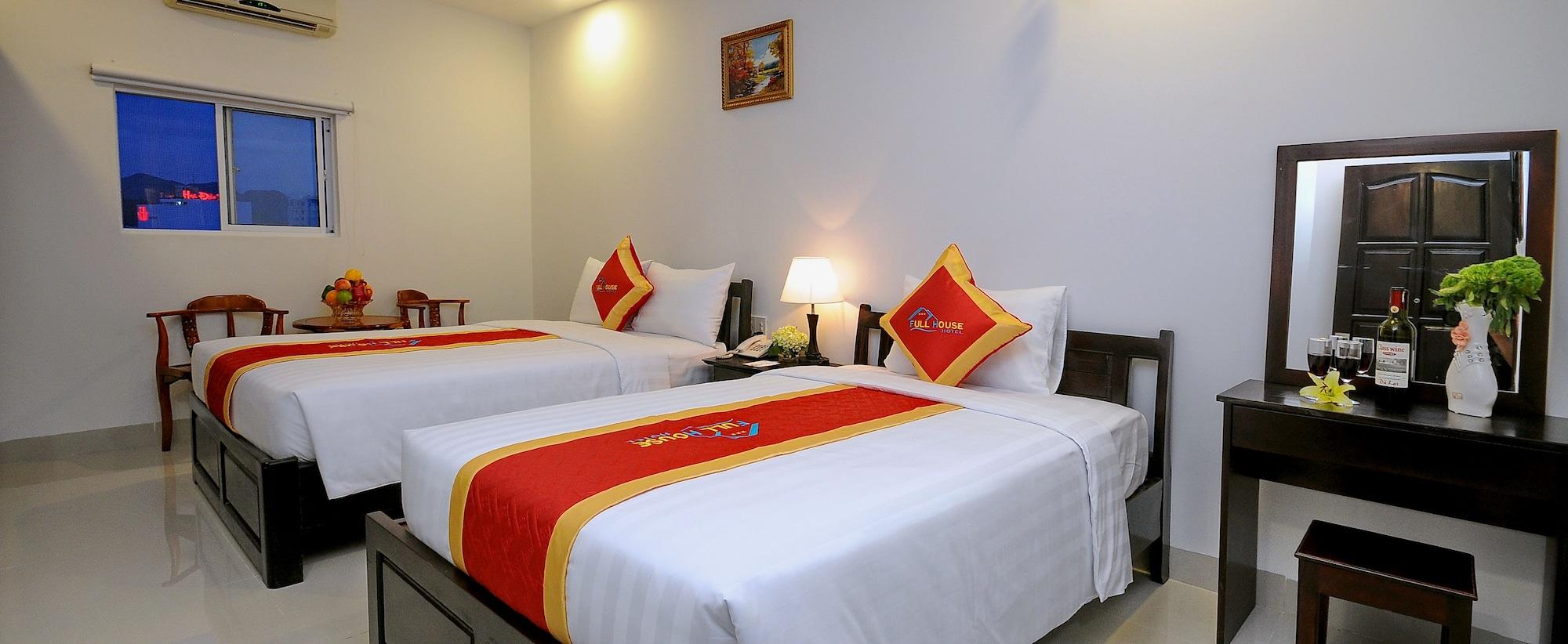 Full House Hotel Nha Trang Buitenkant foto