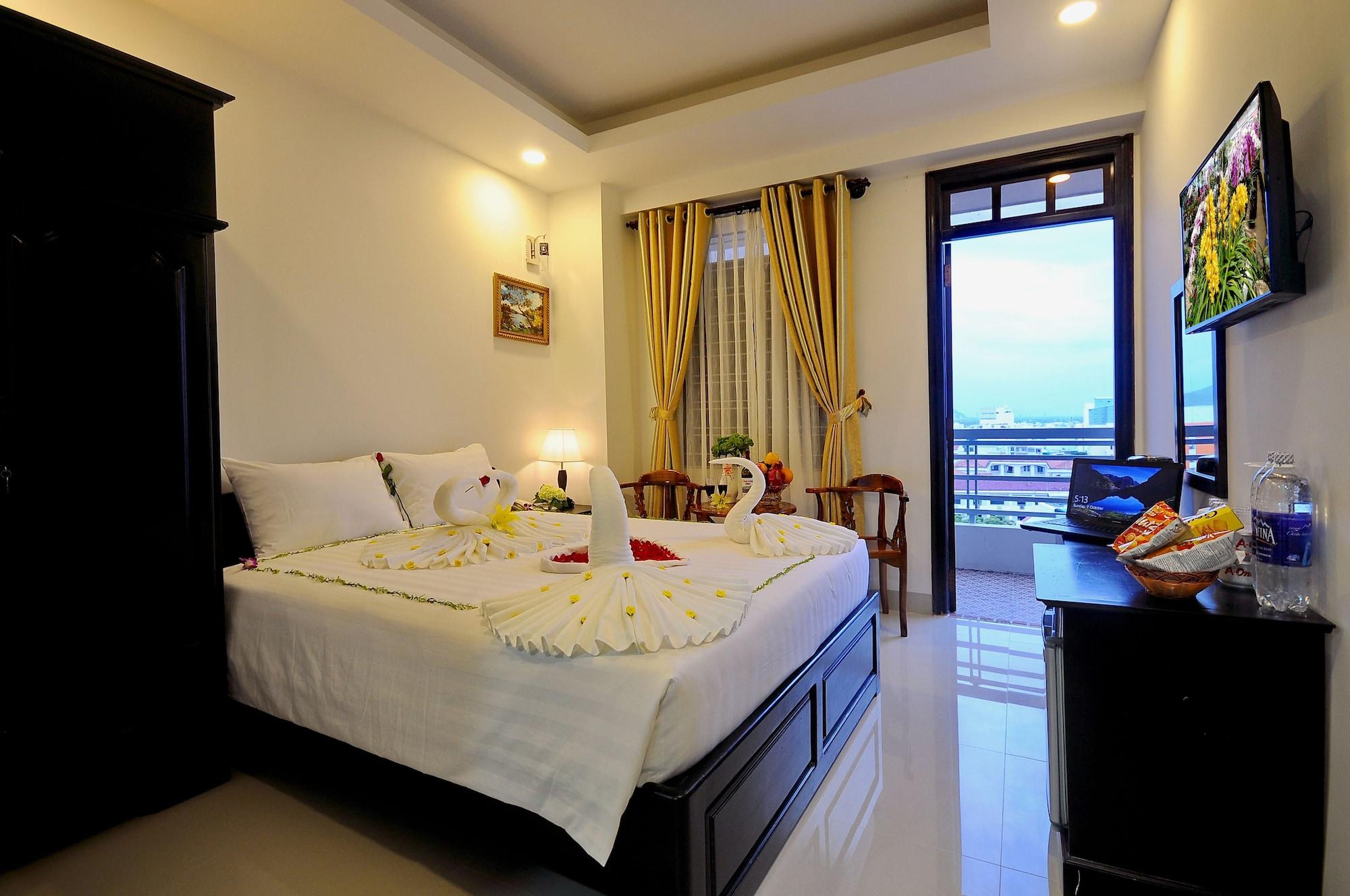 Full House Hotel Nha Trang Buitenkant foto