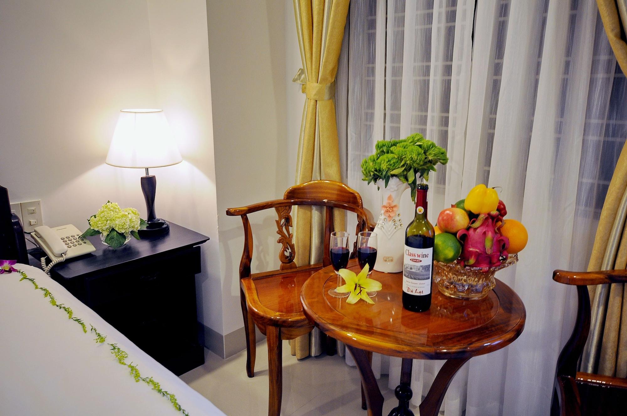 Full House Hotel Nha Trang Buitenkant foto