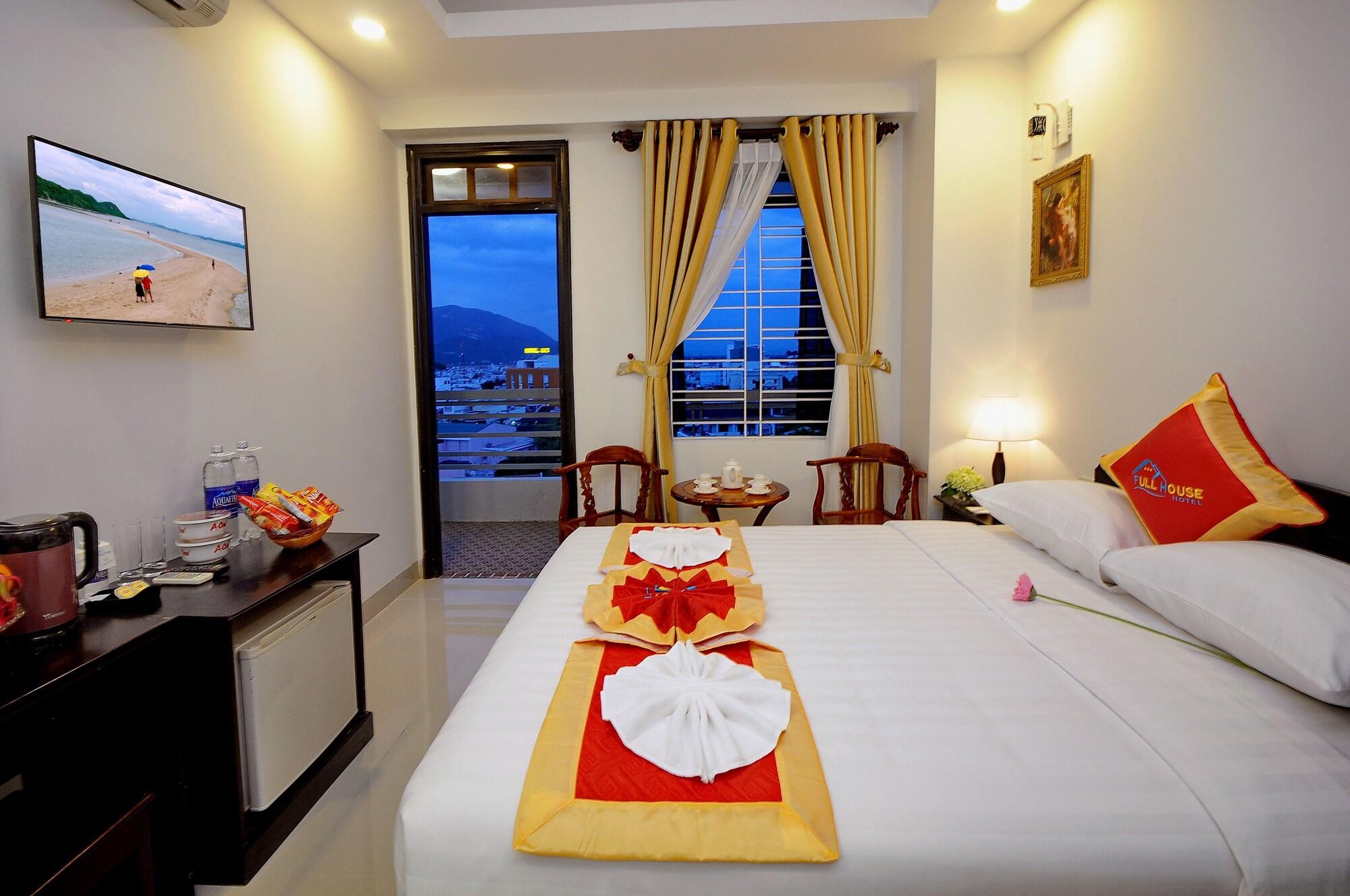 Full House Hotel Nha Trang Buitenkant foto