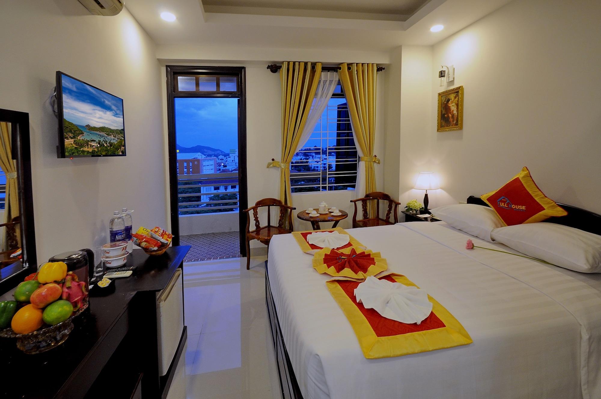 Full House Hotel Nha Trang Buitenkant foto