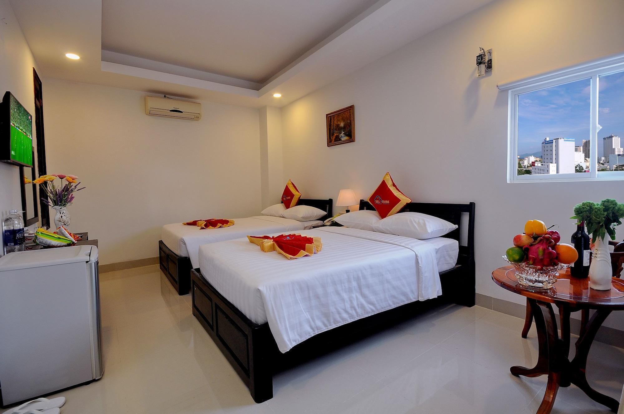 Full House Hotel Nha Trang Buitenkant foto