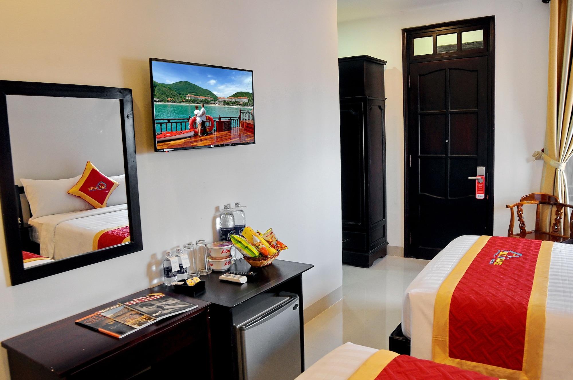Full House Hotel Nha Trang Buitenkant foto