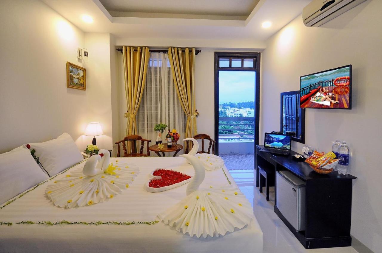 Full House Hotel Nha Trang Buitenkant foto