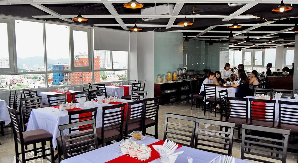 Full House Hotel Nha Trang Buitenkant foto