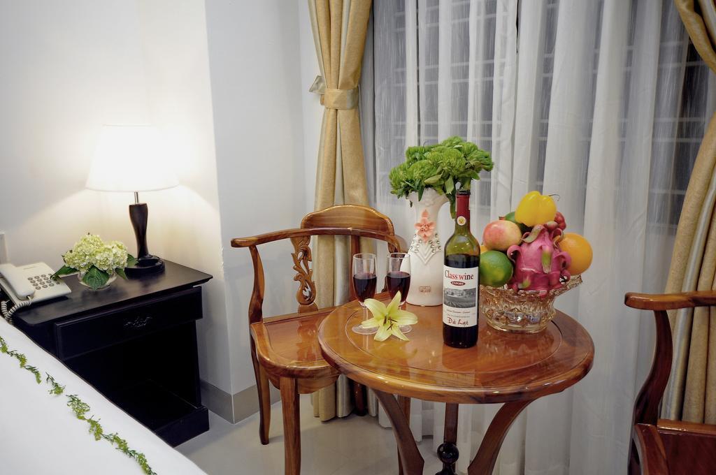 Full House Hotel Nha Trang Buitenkant foto