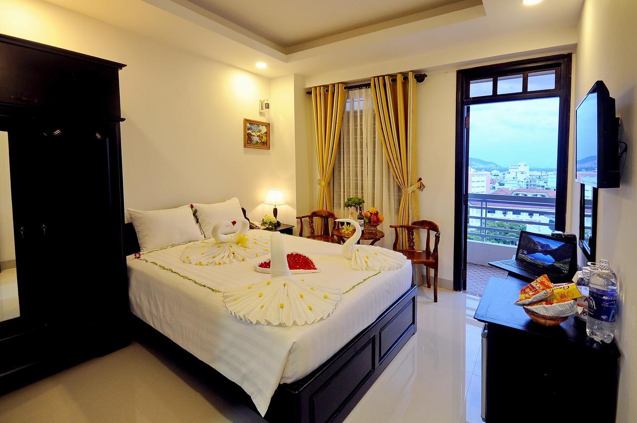 Full House Hotel Nha Trang Buitenkant foto