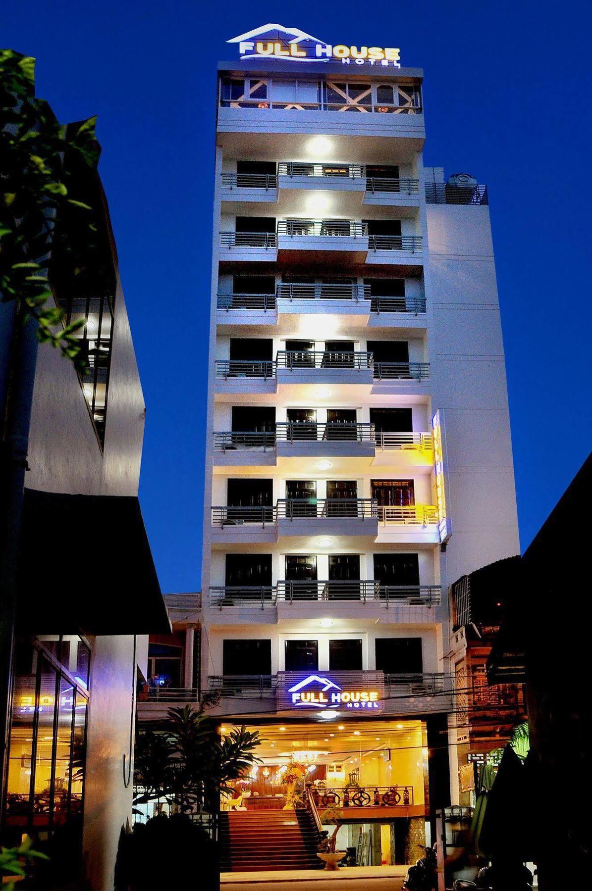 Full House Hotel Nha Trang Buitenkant foto